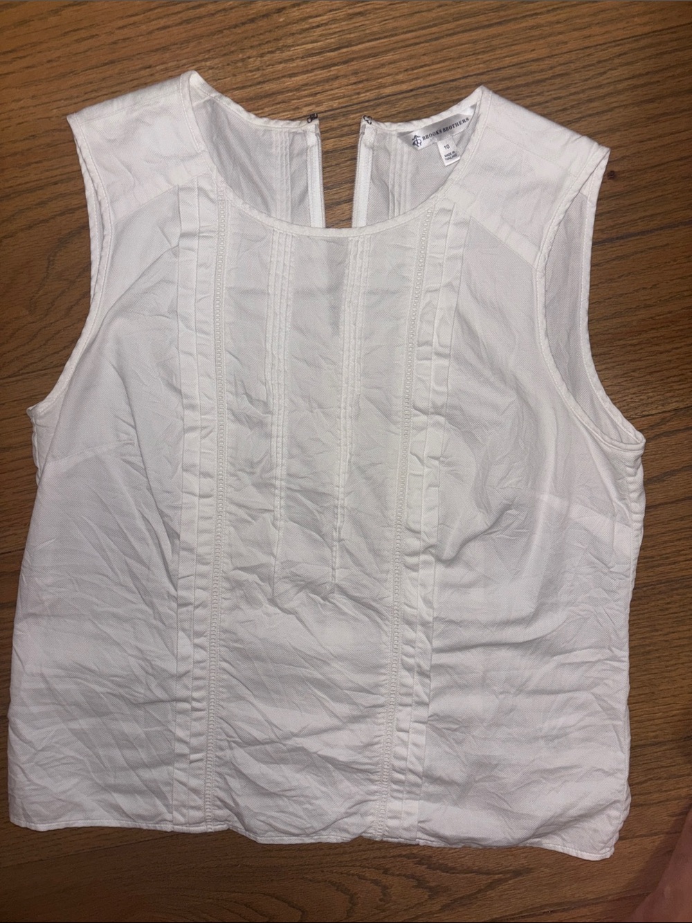 Brooks Brothers White Sleeveless Pintuck Camisole